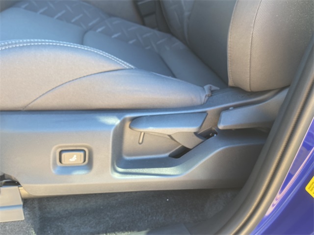 2025 Toyota Tacoma SR5 4x4 Double Cab photo 16