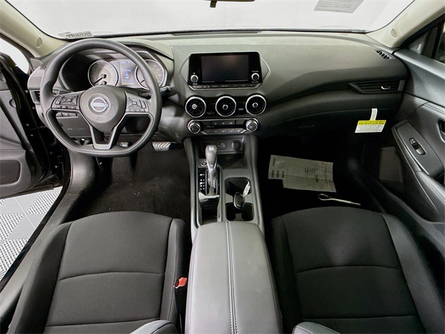2025 Nissan Sentra S photo 7