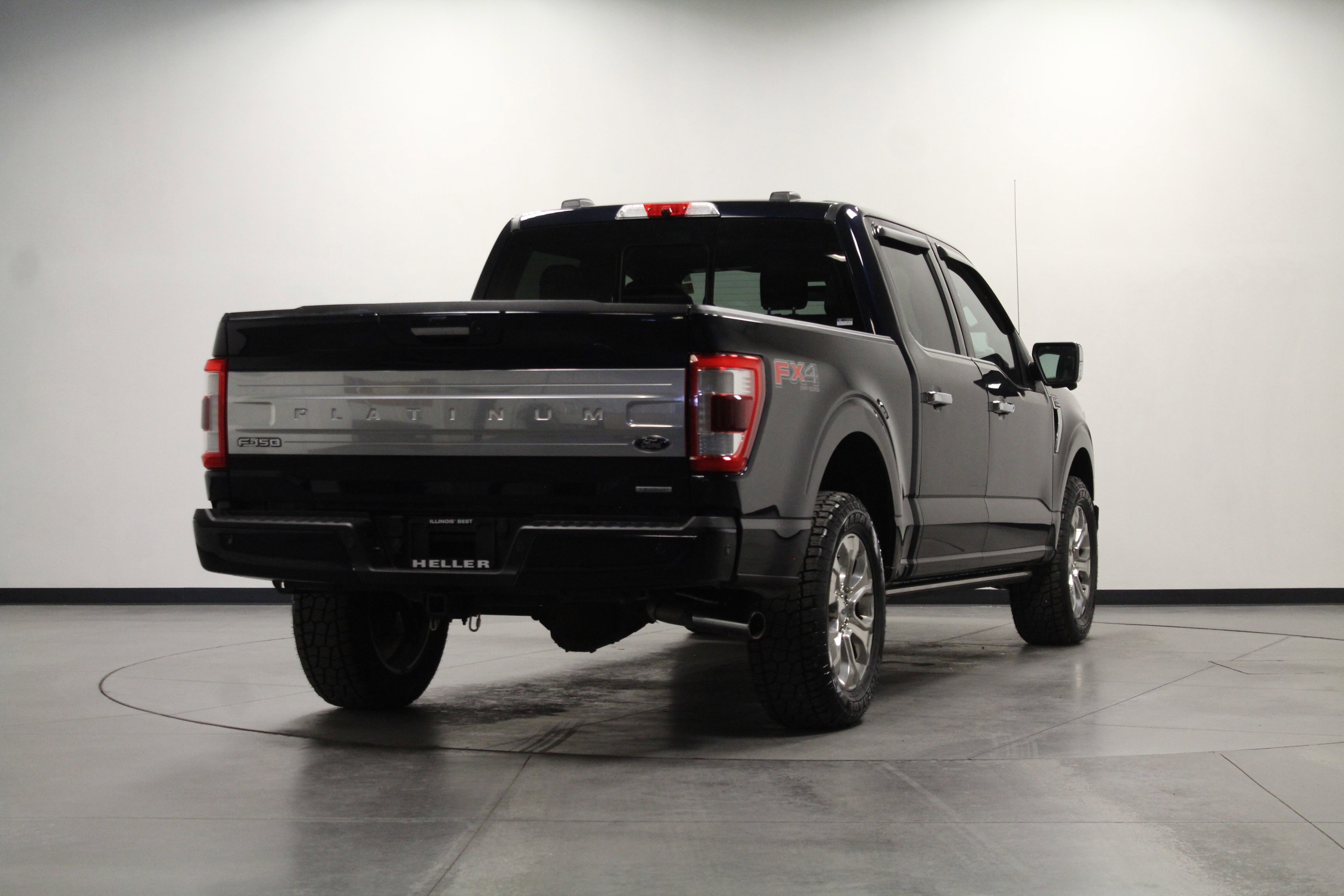 2021 Ford F-150 Platinum photo 3