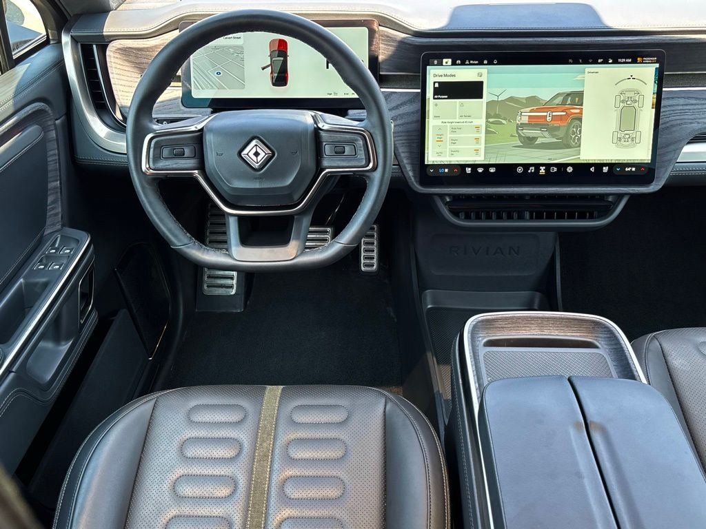 2024 Rivian R1S Adventure photo 10