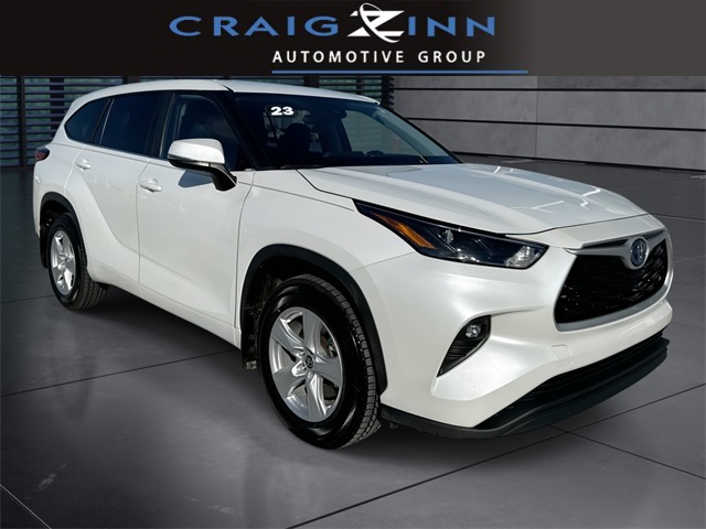 2023 Toyota Highlander LE