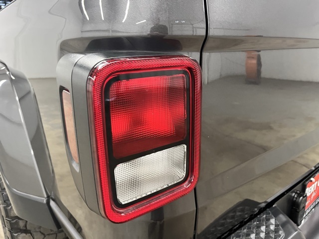 2023 Jeep Gladiator Willys photo 7