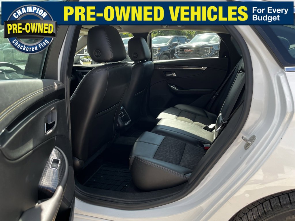 2016 Chevrolet Impala 1LT photo 16
