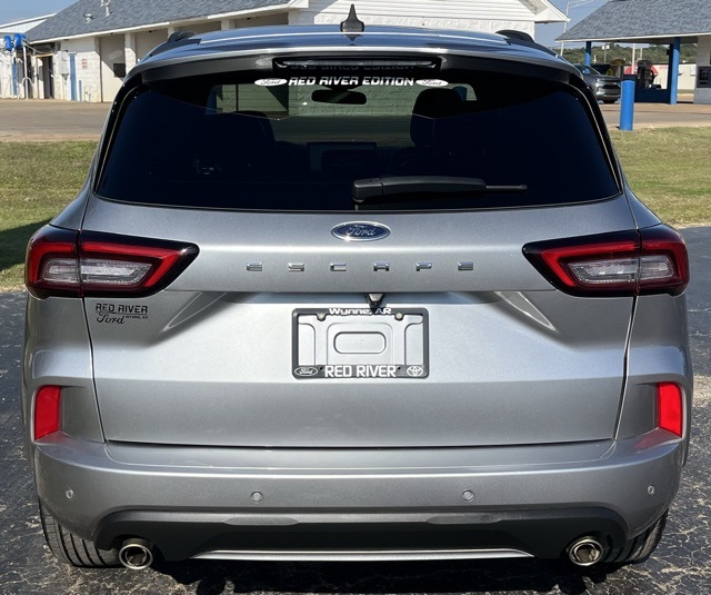 2023 Ford Escape ST-Line photo 3