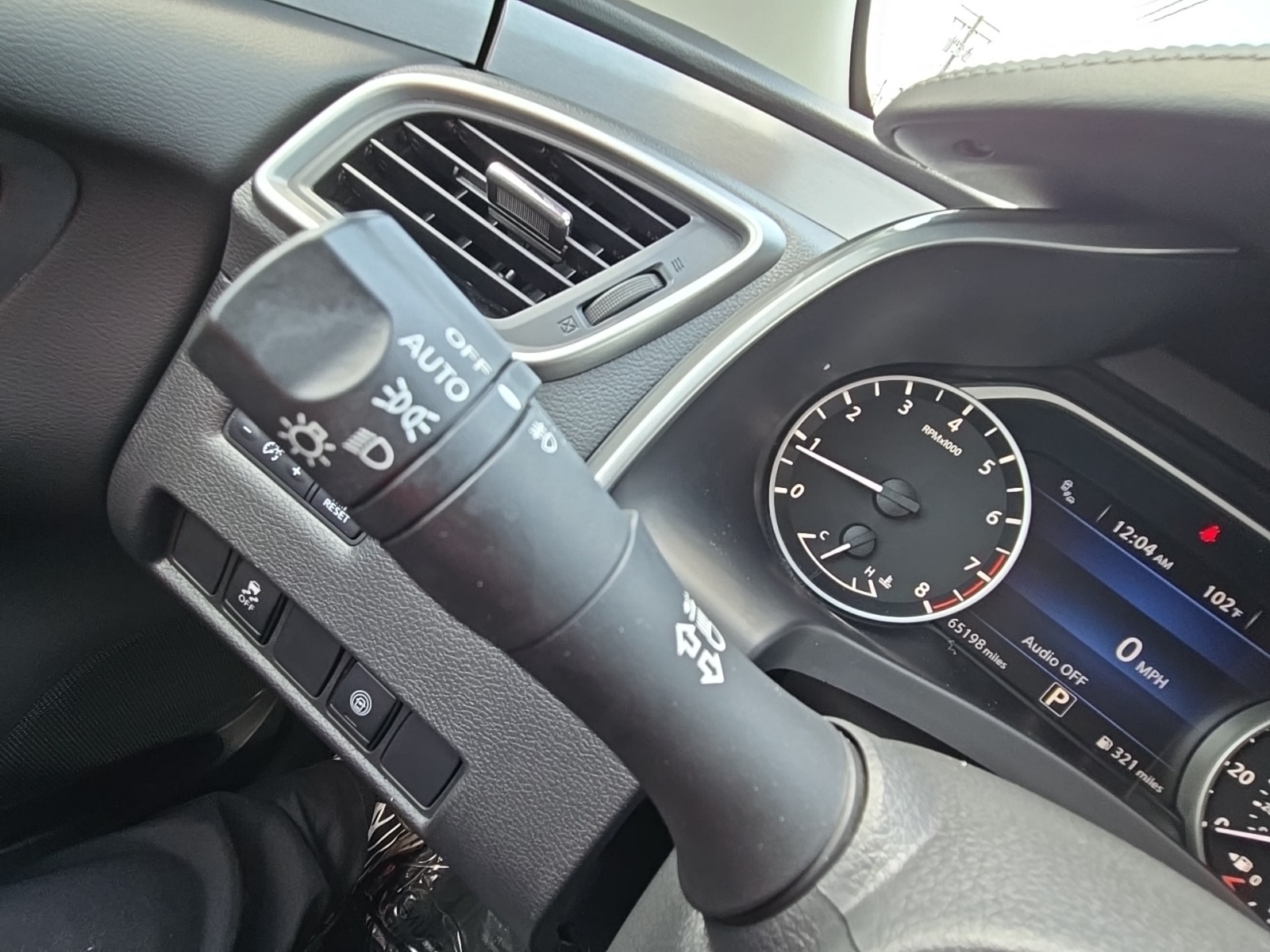 2023 Nissan Murano SV photo 24