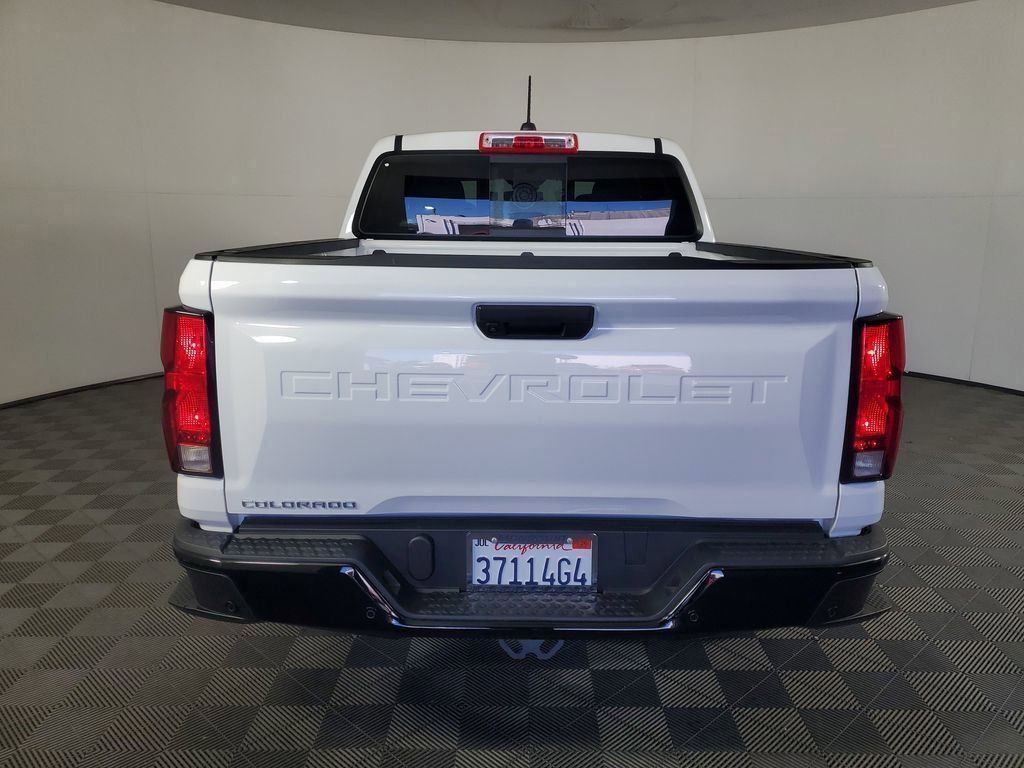 2025 Chevrolet Colorado Work Truck photo 3