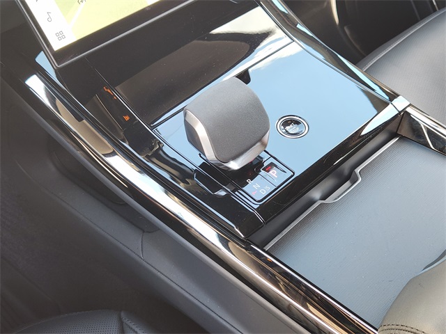 2024 Land Rover Range Rover Sport SE photo 16