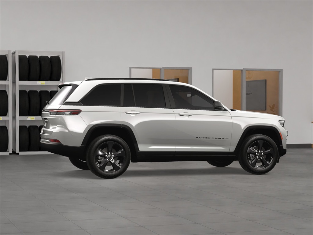 2025 Jeep Grand Cherokee Limited photo 5