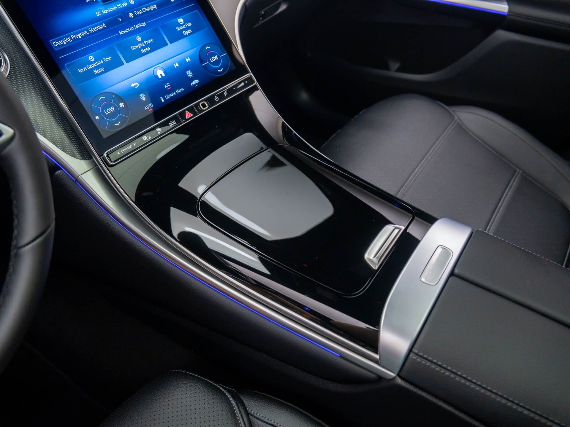 2026 Mercedes Benz GLC 350e 4MATIC photo 11