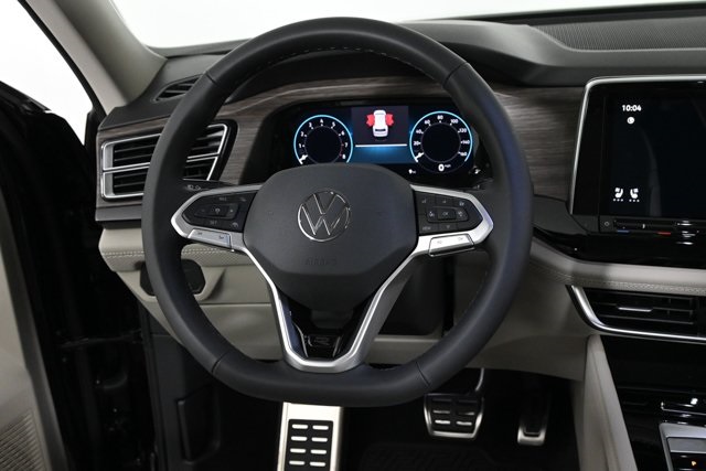 2025 Volkswagen Atlas SEL Premium R-Line photo 3