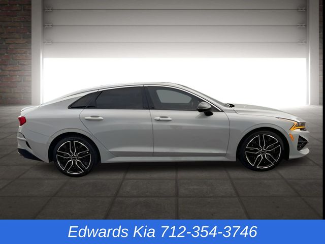 2023 Kia K5 GT photo 2