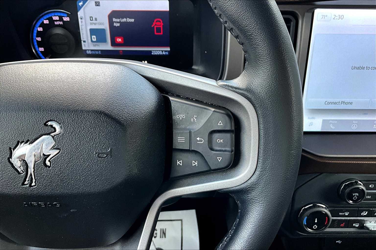 2022 Ford Bronco Outer Banks photo 22