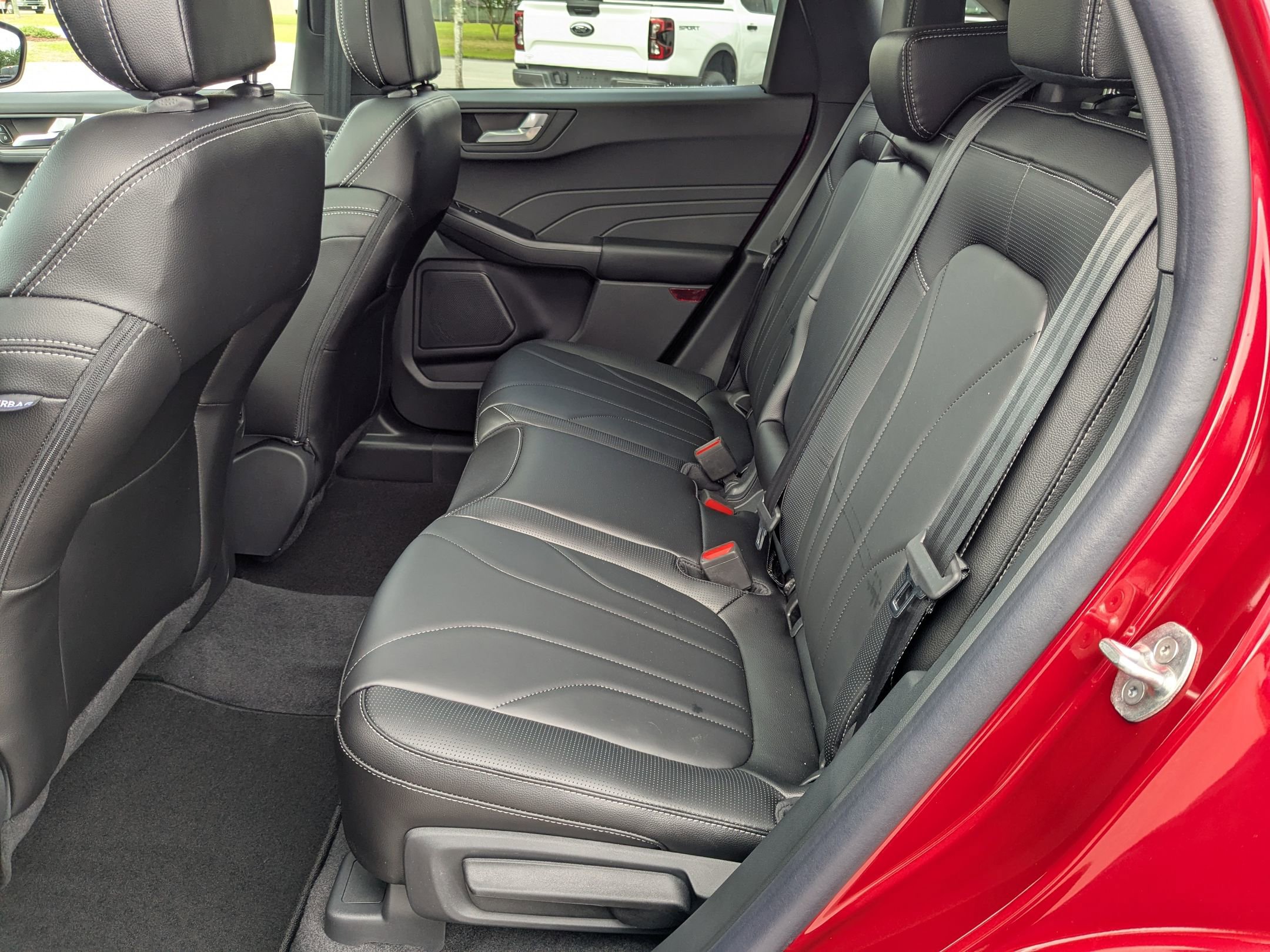 2025 Ford Escape Plug-In Hybrid photo 28