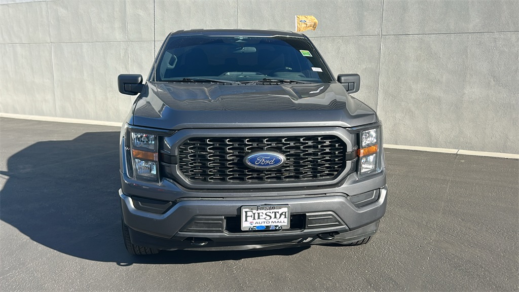 2023 Ford F-150 XL photo 2