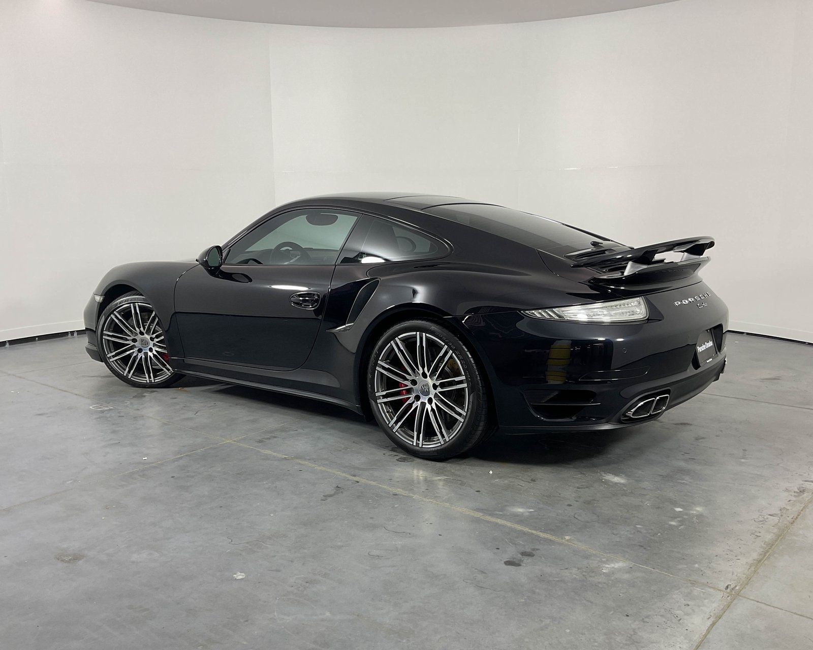2015 Porsche 911 Turbo photo 3