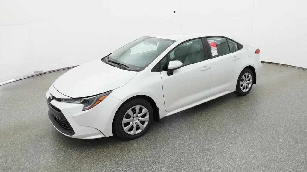 2026 Toyota Corolla LE's photo