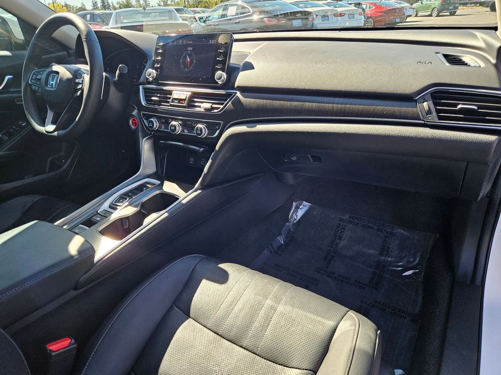 2021 Honda Accord Hybrid EX-L photo 34