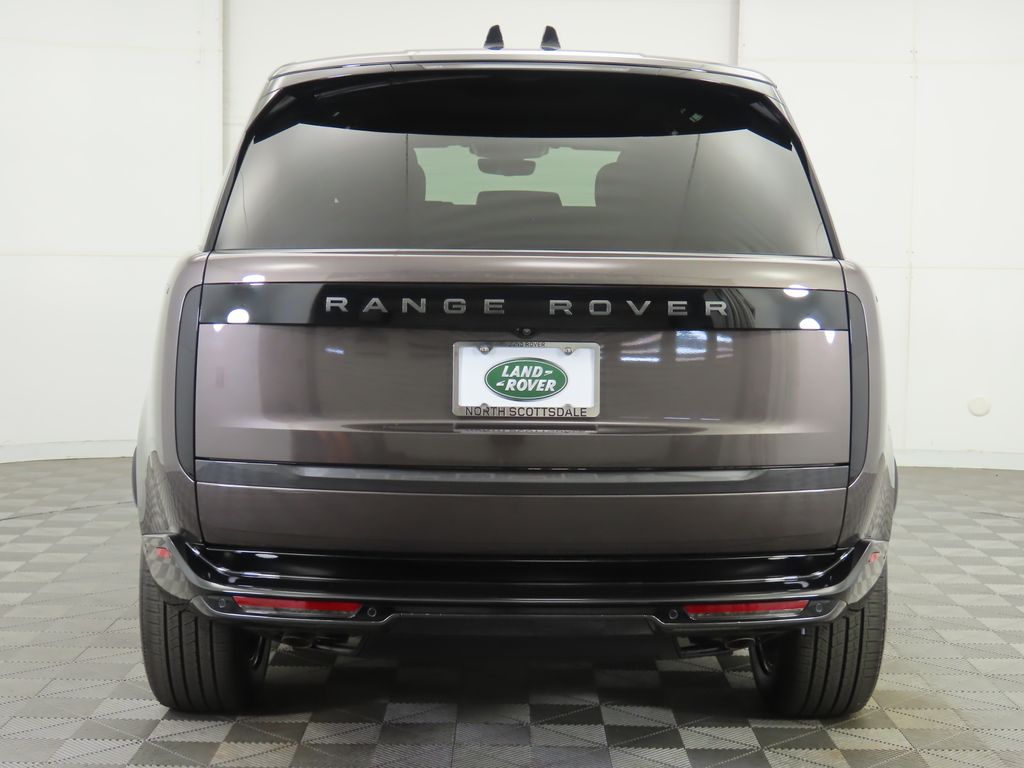 2025 Land Rover Range Rover SE photo 6