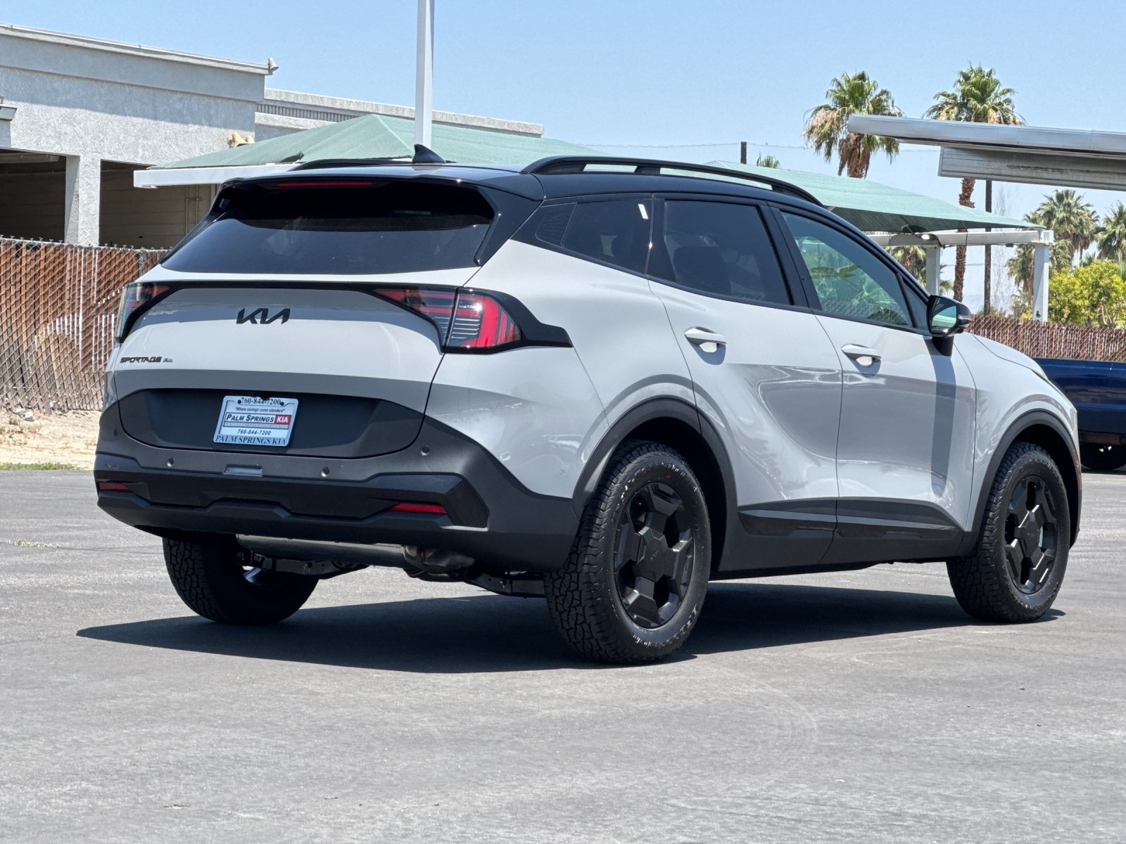 2026 Kia Sportage X-Pro Prestige photo 3