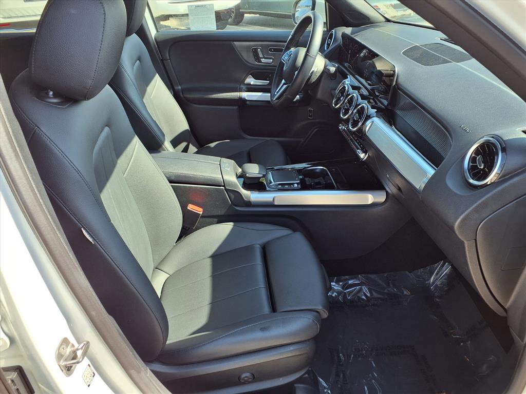 2023 Mercedes Benz GLB 250 photo 15