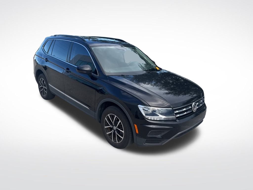 2021 Volkswagen Tiguan R-Line Black SEL photo 3