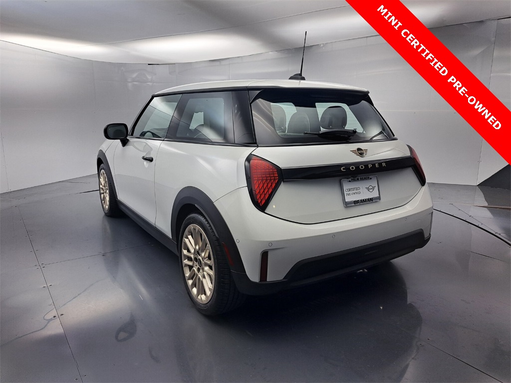 2025 Mini Cooper 2 Door Hardtop Signature photo 5