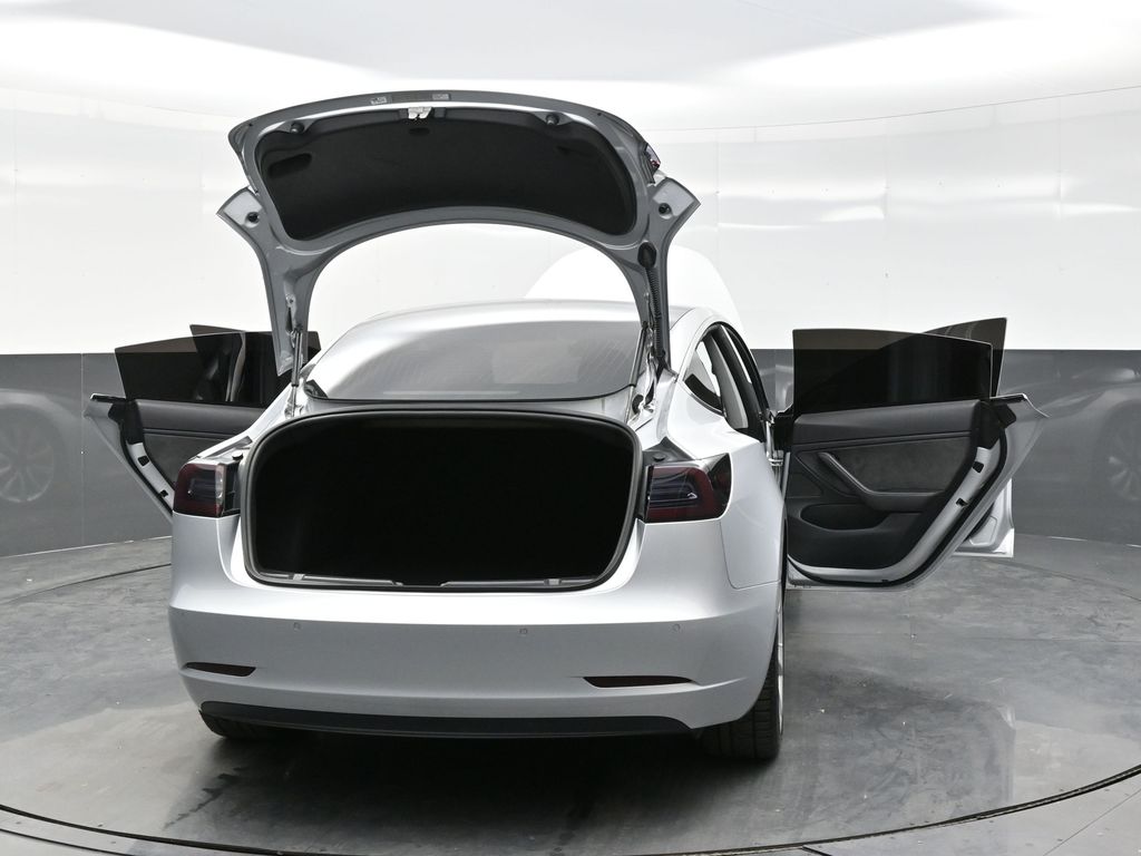 2018 Tesla Model 3 Long Range photo 36