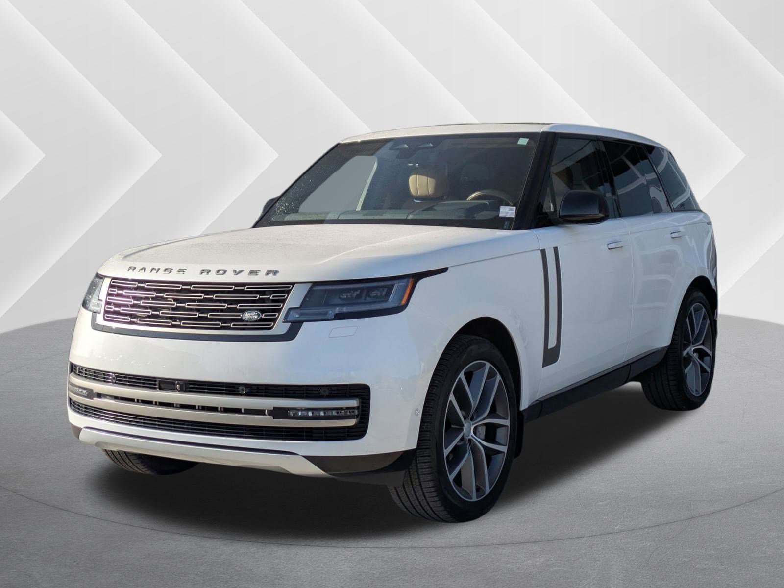 2024 Land Rover Range Rover SE's photo