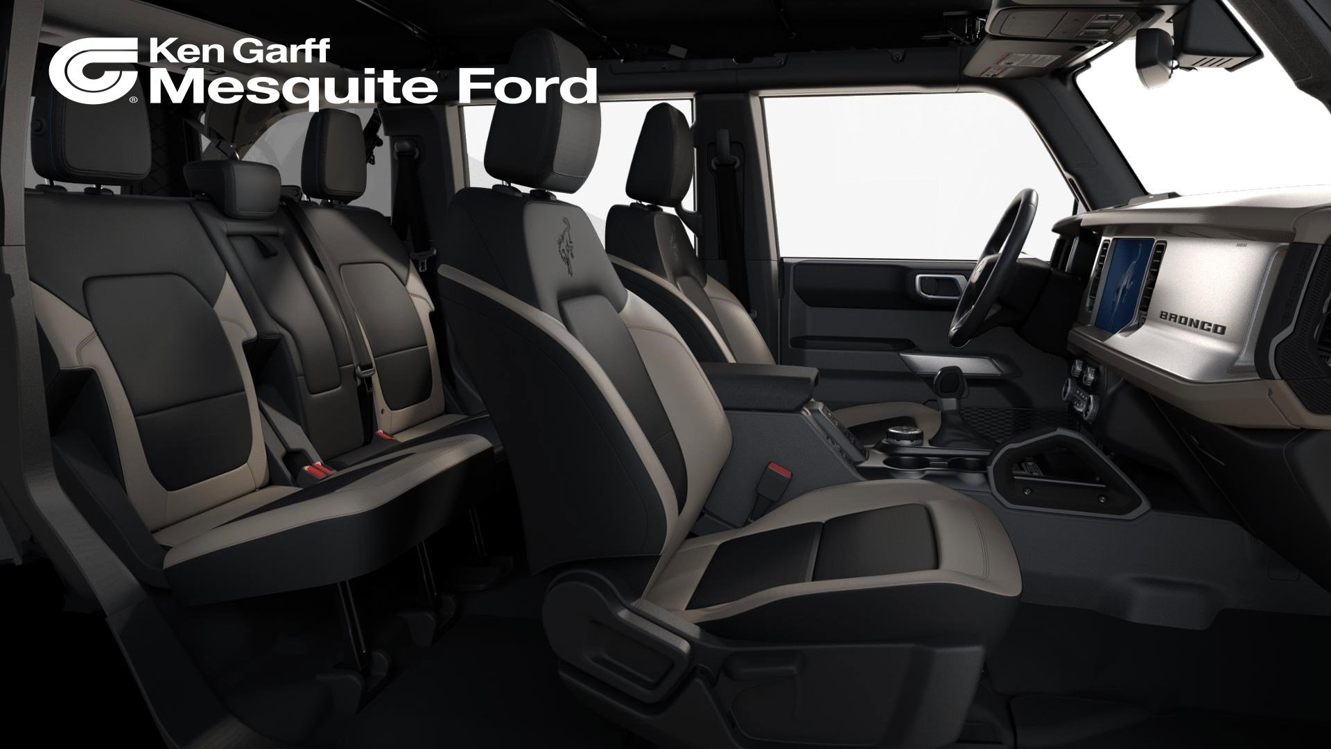 2025 Ford Bronco 4-Door Outer Banks's photo