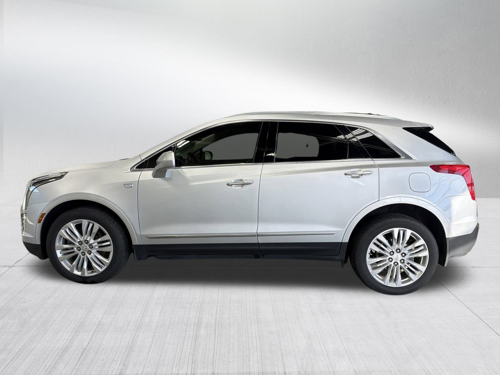 2017 Cadillac XT5 Premium Luxury photo 4