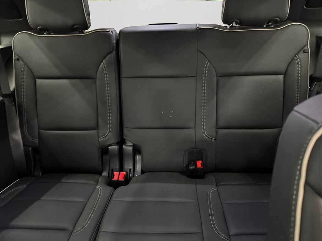 2023 Gmc Yukon SLT photo 38