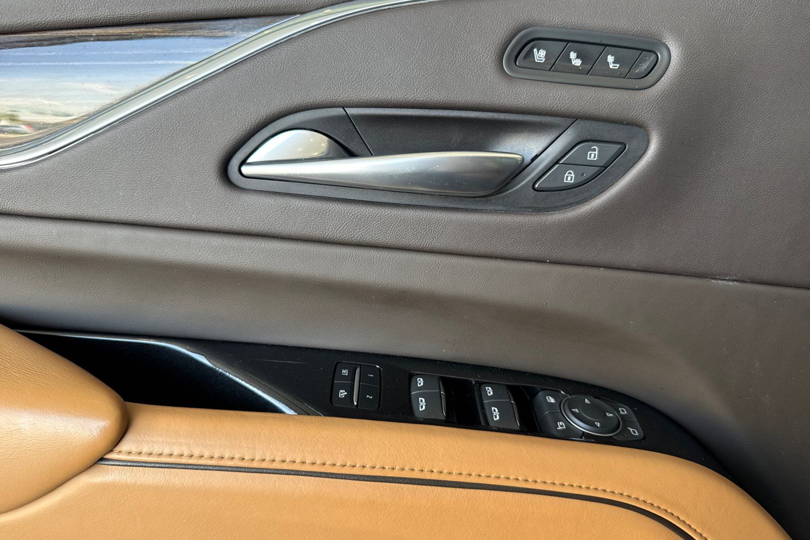 2021 Cadillac Escalade Sport photo 9