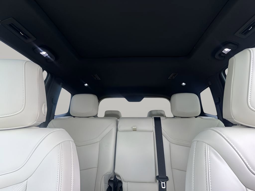 2025 Cadillac XT6 Sport photo 35