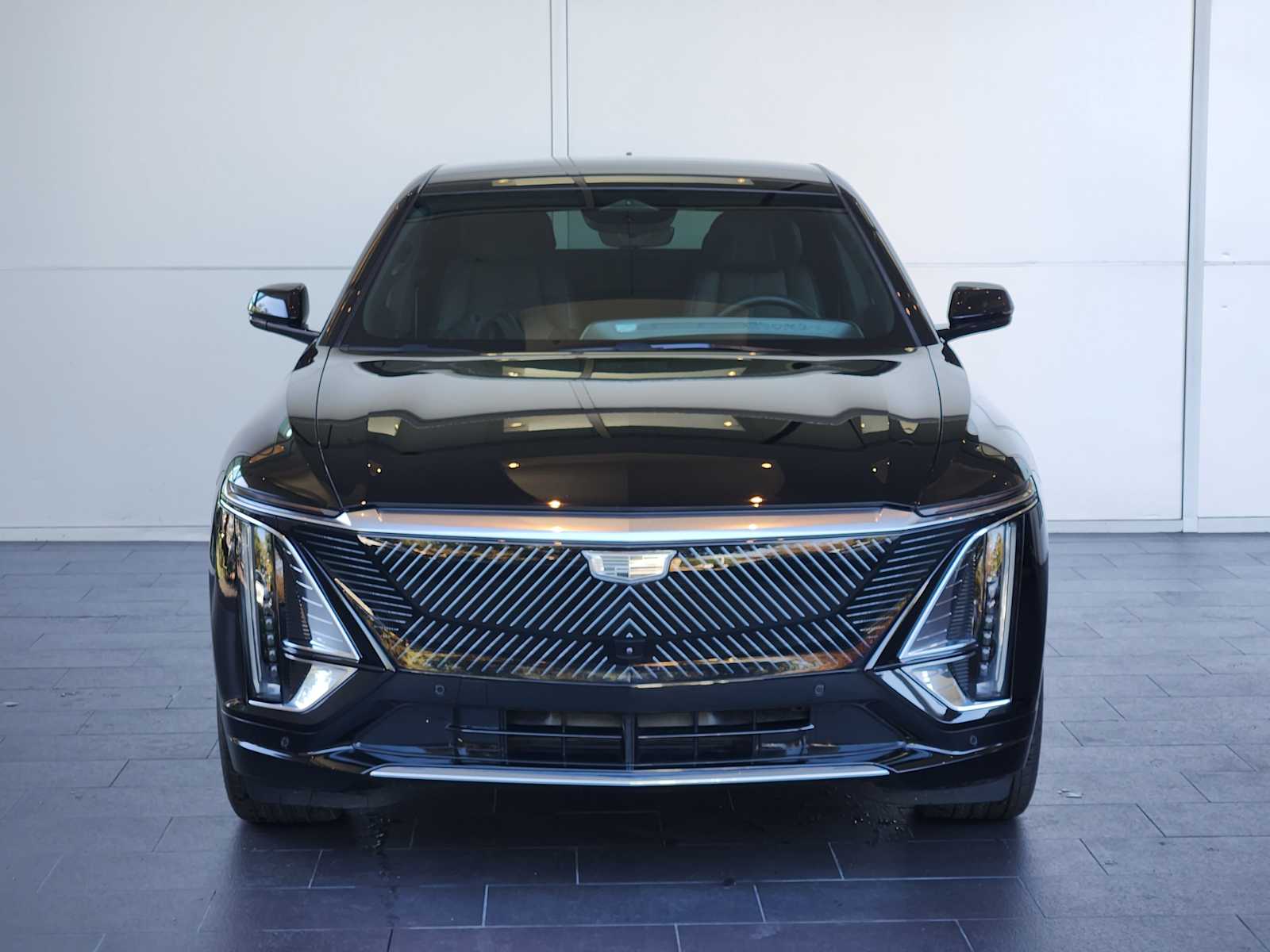 Certified 2024 Cadillac LYRIQ Luxury 3 with VIN 1GYKPSRL8RZ139082 for sale in Houston, TX