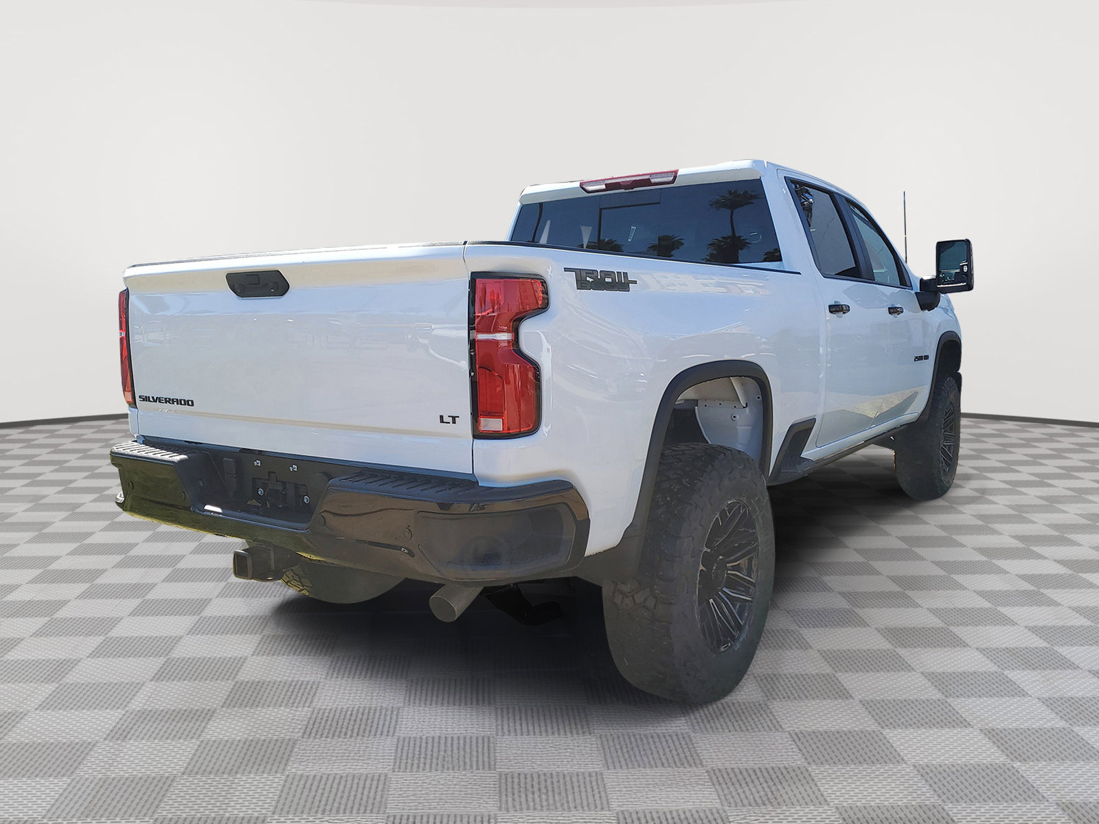2026 Chevrolet Silverado 2500HD LT photo 3