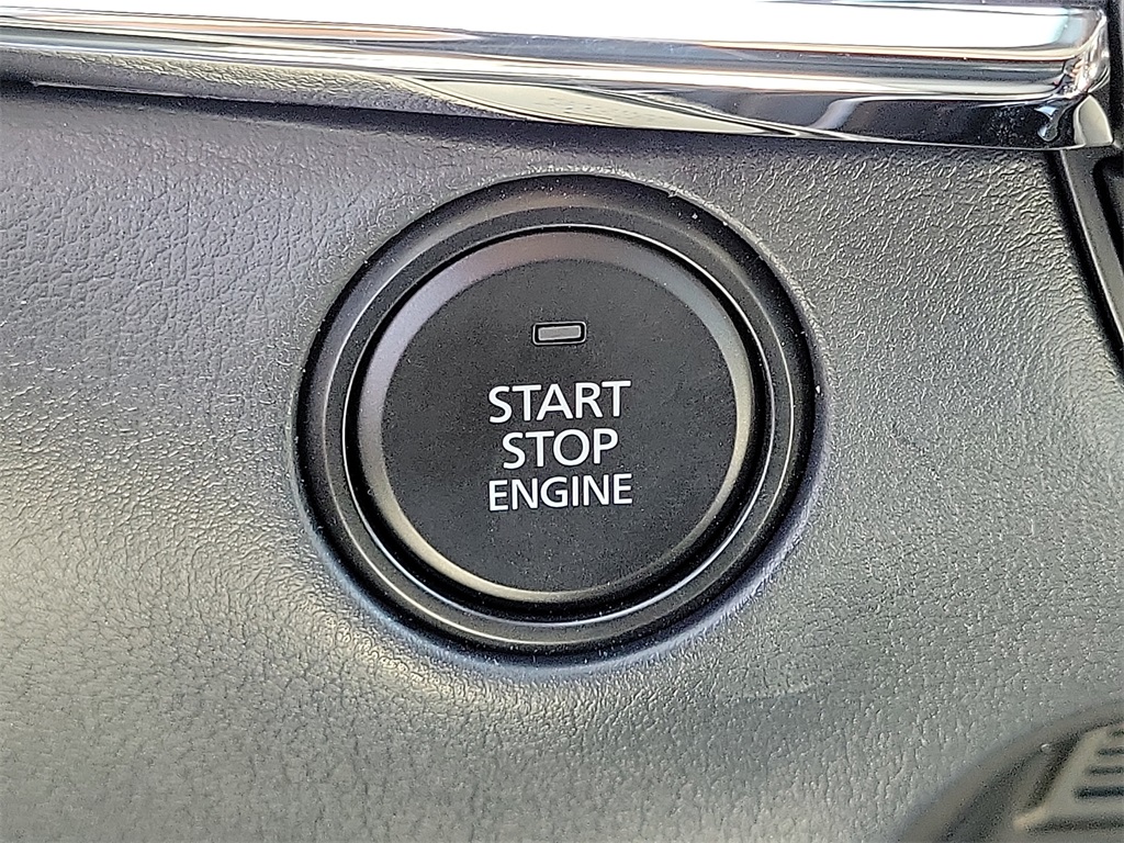 2025 Mazda CX-30 2.5 S Preferred photo 11
