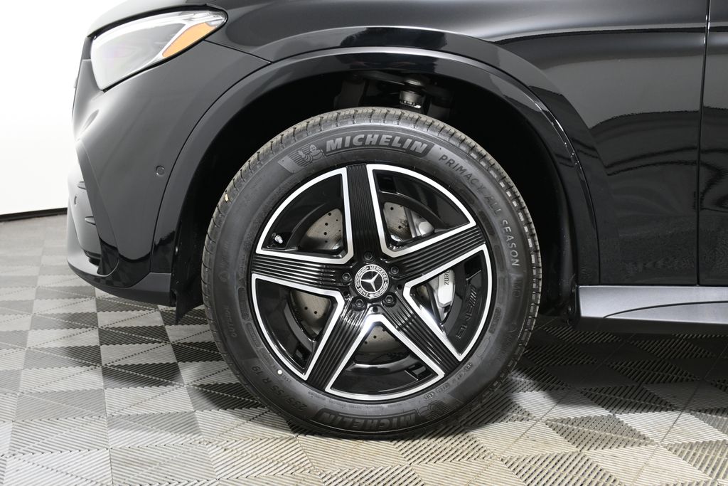 2025 Mercedes Benz GLC 300 4MATIC photo 11