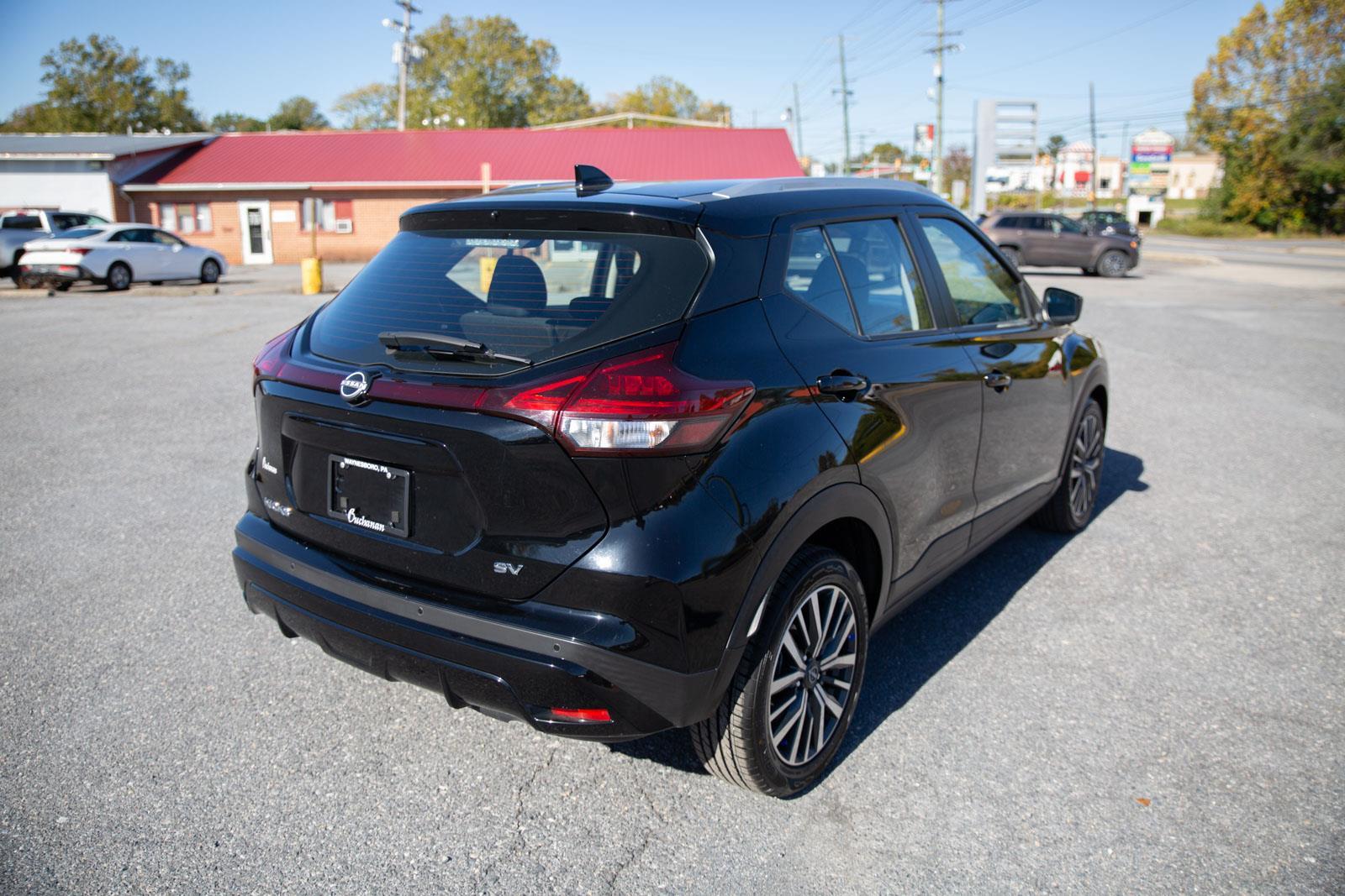 2024 Nissan Kicks SV photo 3