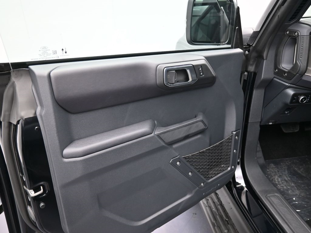 2025 Ford Bronco Outer Banks photo 9