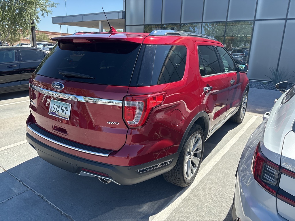 2019 Ford Explorer Limited photo 2