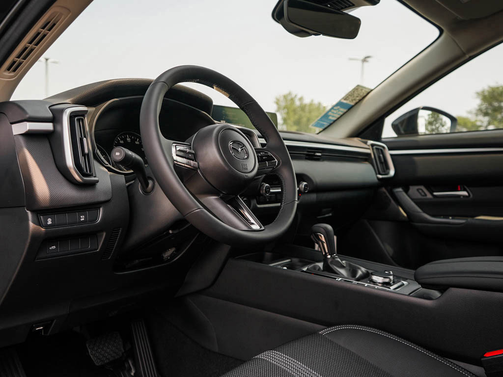 2025 Mazda CX-50 2.5 S Preferred photo 17