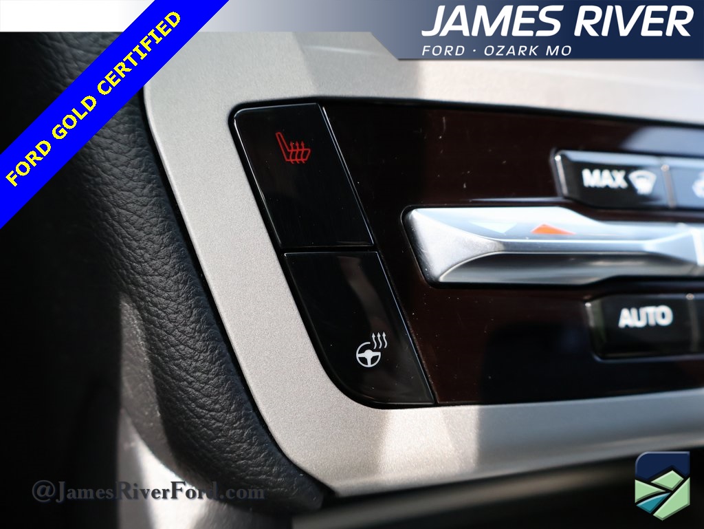 2023 Ford Explorer XLT photo 32