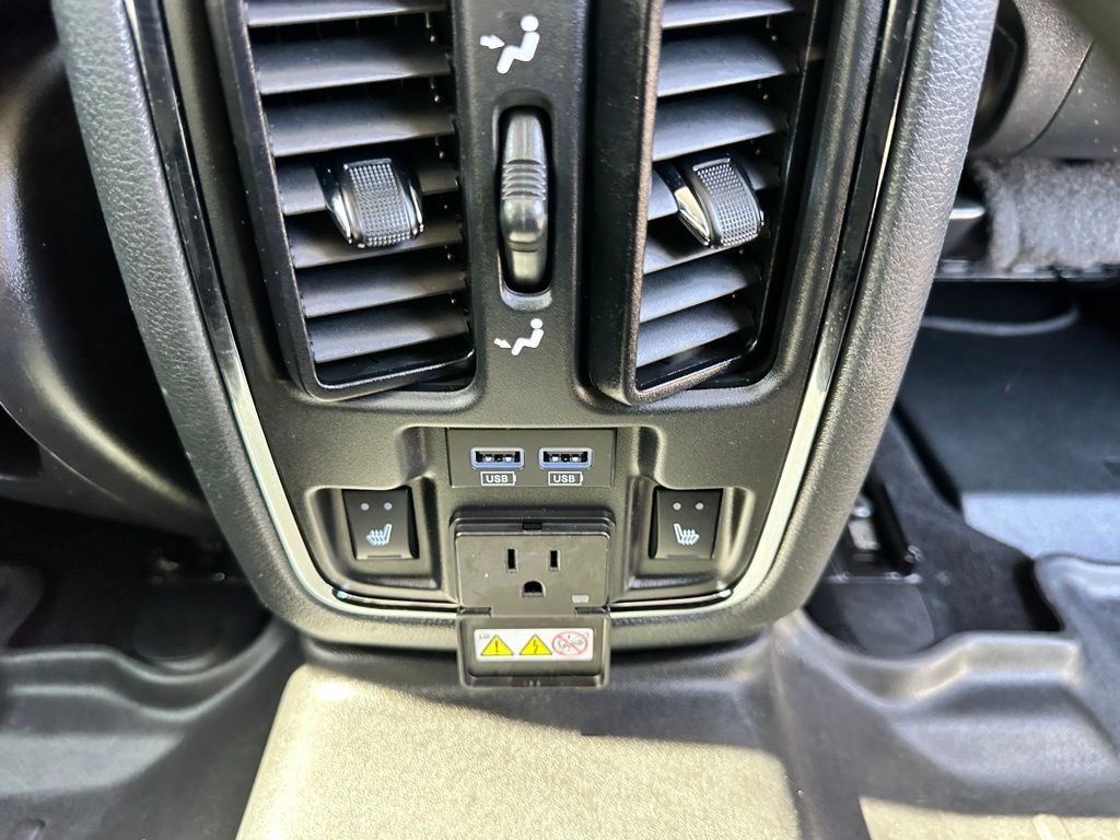 2021 Jeep Grand Cherokee Summit photo 9