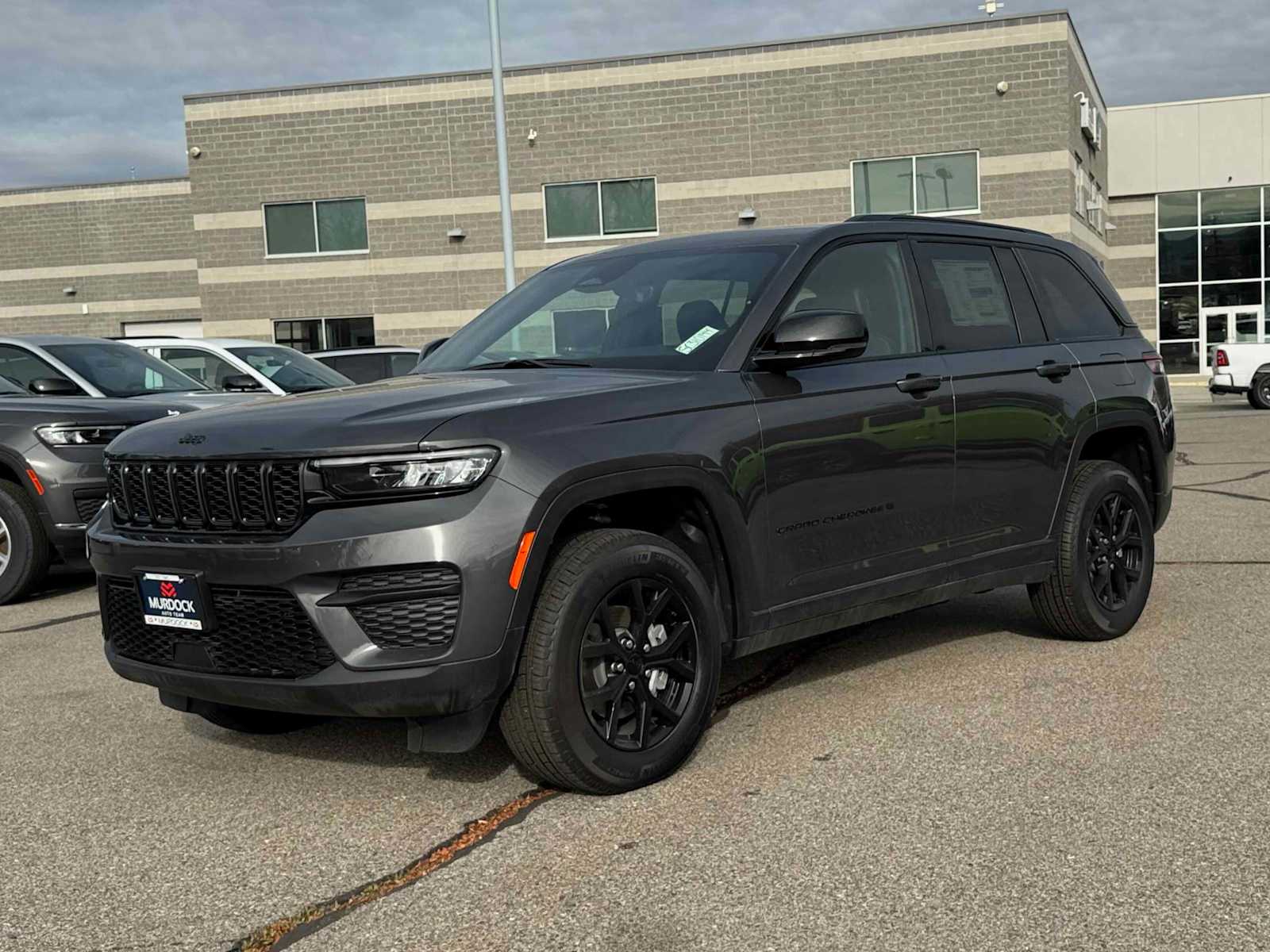 2025 Jeep Grand Cherokee Altitude's photo
