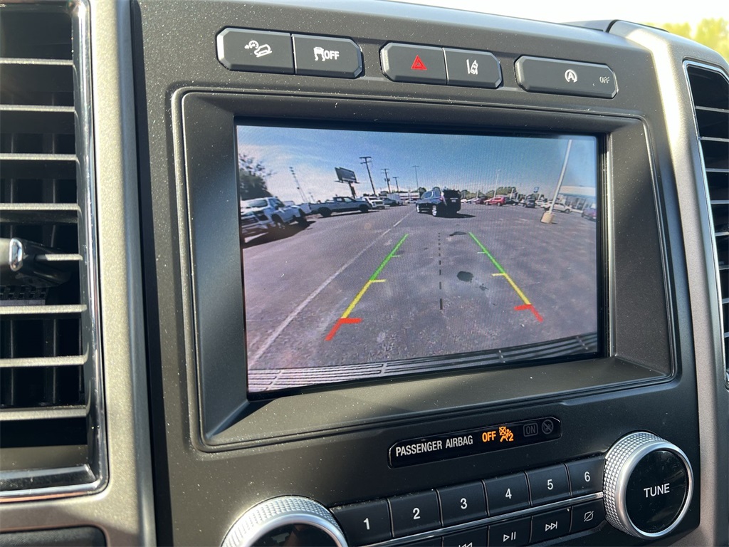 2021 Ford Expedition MAX XLT photo 14