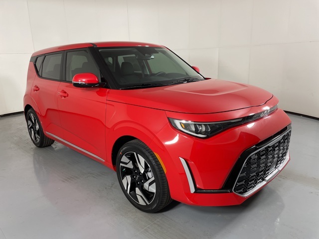 2025 Kia Soul GT-Line photo 2