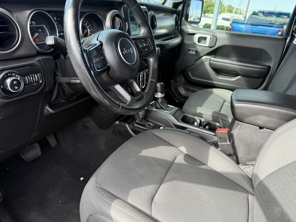 2021 Jeep Gladiator Willys photo 10