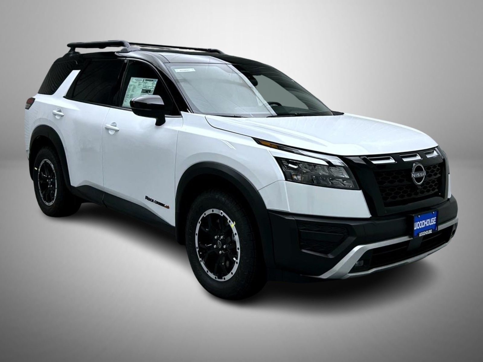 2025 Nissan Pathfinder Rock Creek photo 2