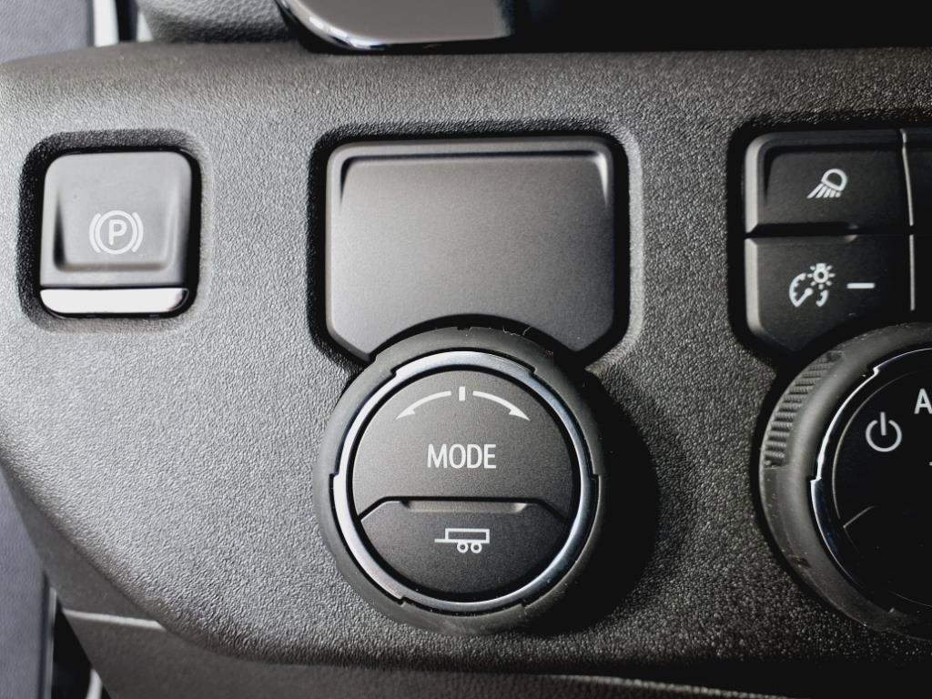 2025 Chevrolet Silverado 1500 RST photo 7