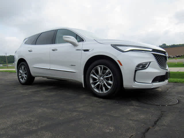 2023 Buick Enclave Avenir photo 6
